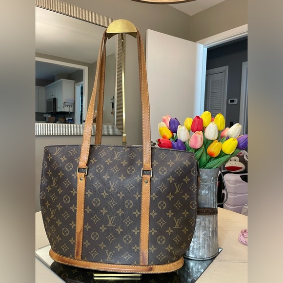 Louis Vuitton Babylone Zipper Tote - Picture 1 of 16